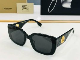 Picture of Versace Sunglasses _SKUfw56894813fw